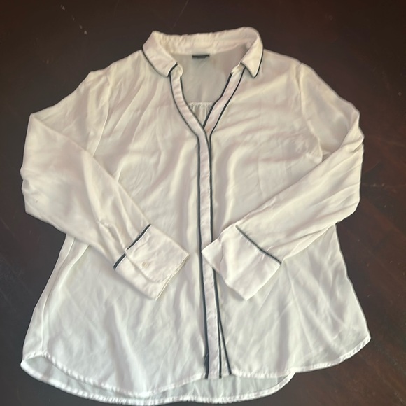 Worthington White Collared Shirt - Picture 1 of 2